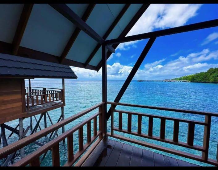 Maratua Dive Center And Lodge Maratua Island Luaran gambar